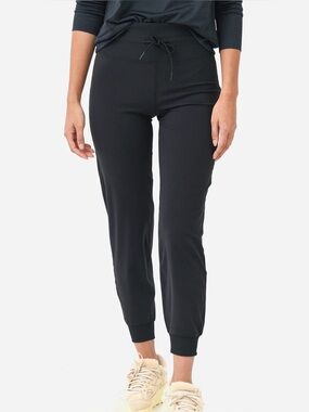 Woman’s Viori Daily Jogger size XS